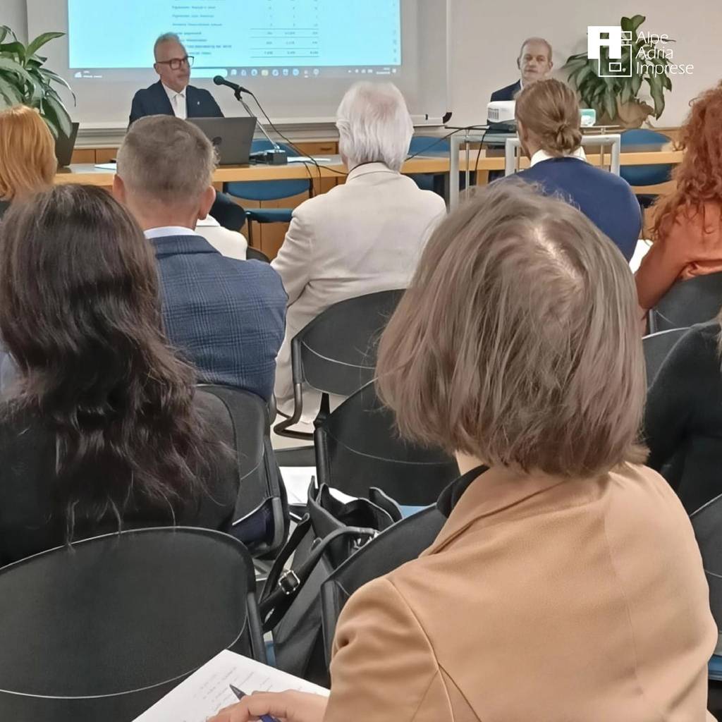 PRIMA PARTE: ORGANIZZAZIONE E CONTROLLO DEI COSTI AZIENDALI